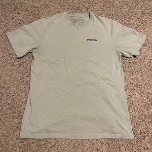 Patagonia Responsibili-Tee Size Large